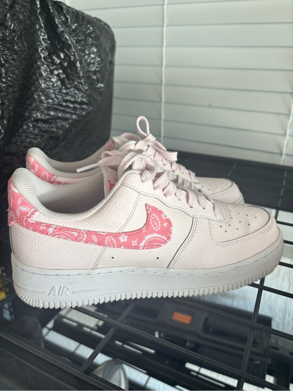 Nike Women’s Light Pink Low-Top Sneakers with Pink Paisley Swoosh